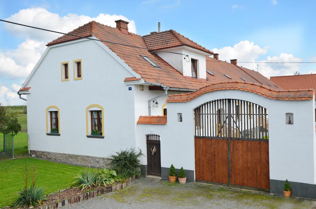 Apartamento Blazkuv Statek Malsice Exterior foto