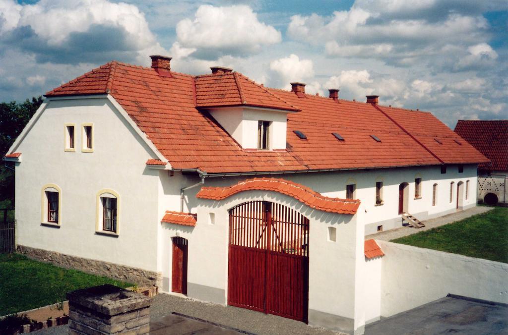 Apartamento Blazkuv Statek Malsice Exterior foto