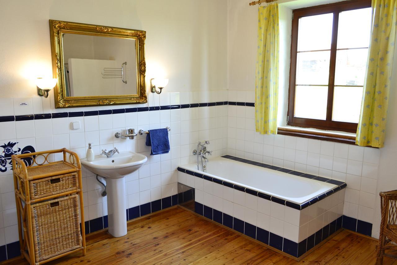 Apartamento Blazkuv Statek Malsice Exterior foto
