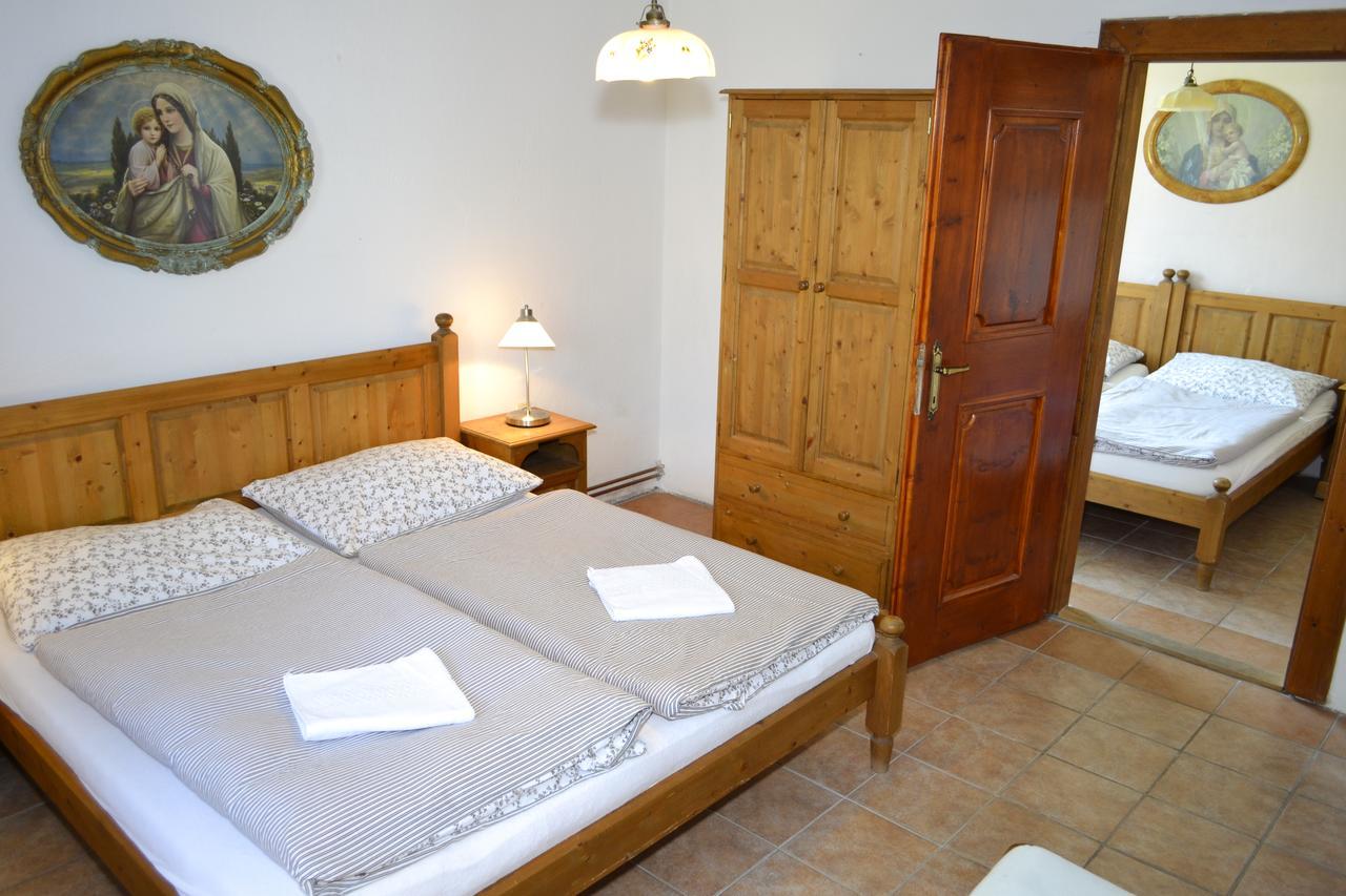 Apartamento Blazkuv Statek Malsice Exterior foto